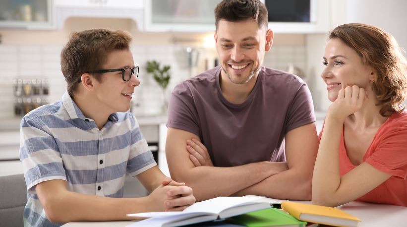 Importancia de la Familia en la Preparación para la Universidad